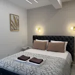 The Chapter Live The Experience 3br Limassol