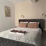 The Chapter Live The Experience 3br * Limassol