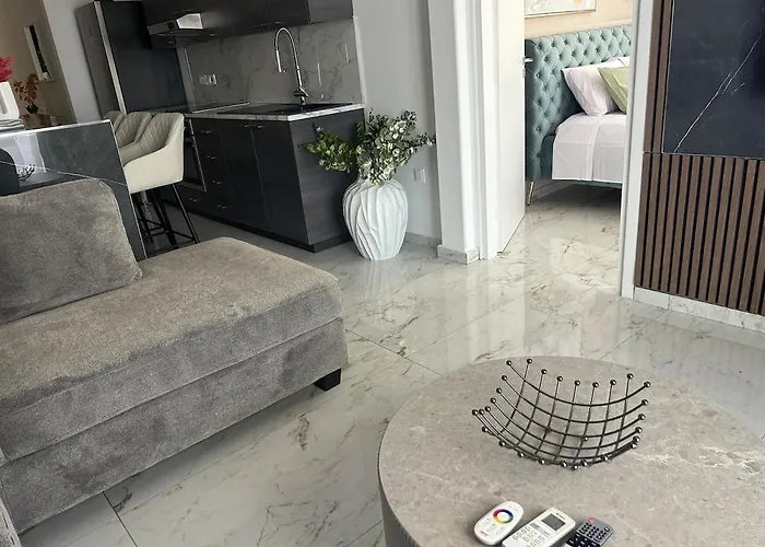 The Chapter Live The Experience 3br Limassol