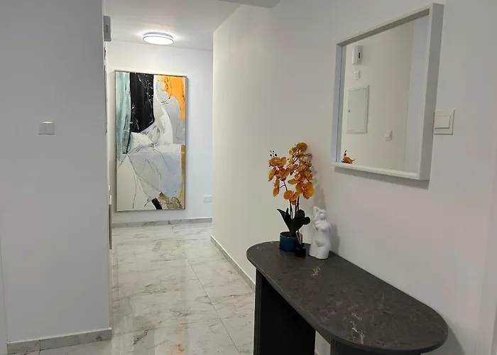 The Chapter Live The Experience 3br Appartement Limassol