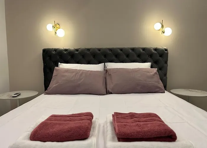 The Chapter Live The Experience 3br Limassol